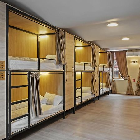 Ramana Garden Hostel - Self-Service Accommodation Bükreş Dış mekan fotoğraf
